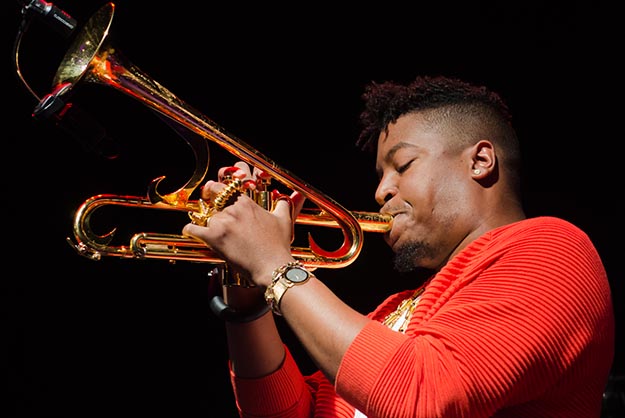 Christian Scott